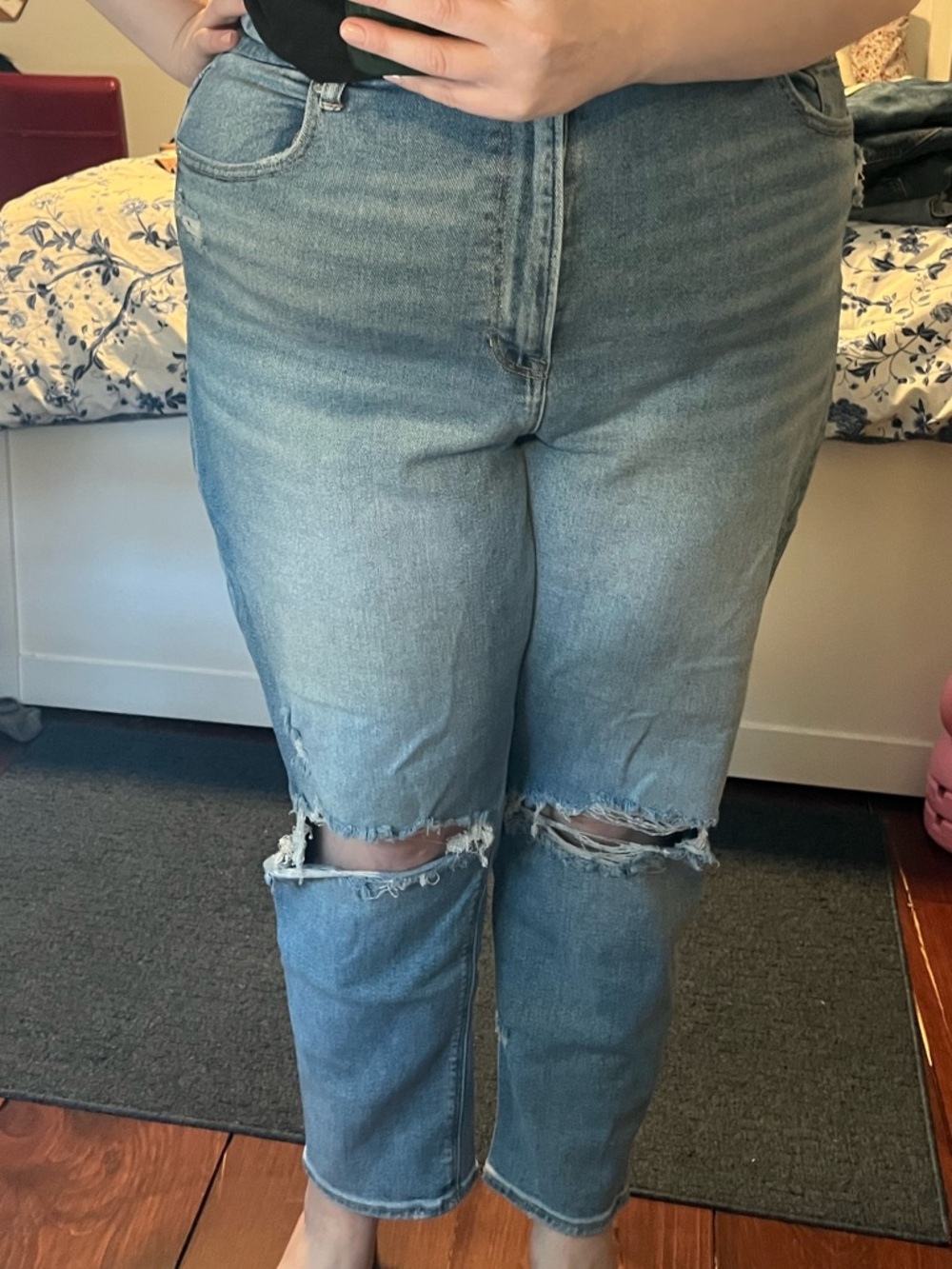 Straight-Leg Light Blue Jeans for Women - High Rise Crop - Picture 2 of 3